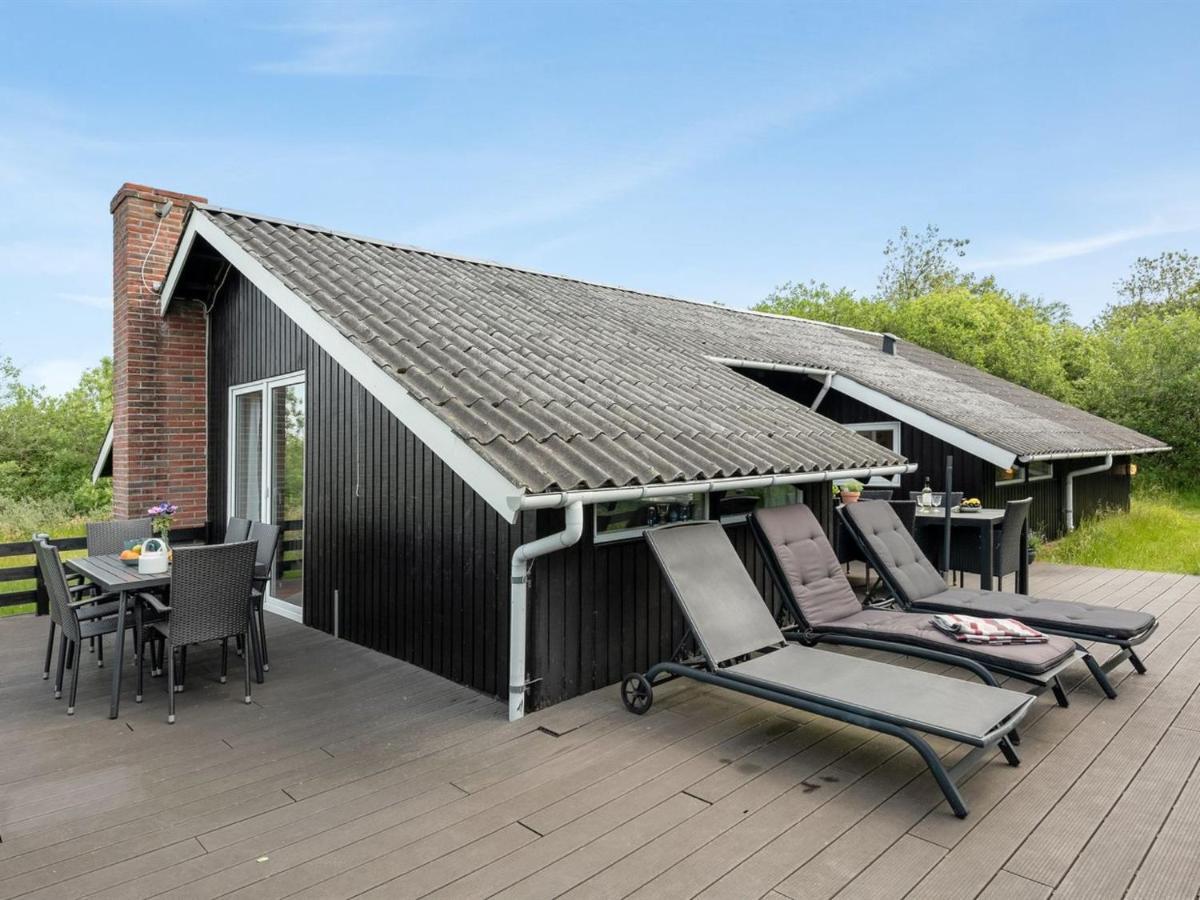 Holiday Home Doria - 2Km From The Sea In Western Jutland By Interhome Lakolk Exterior foto